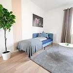 Fullhouse - - R85 - Parking - 3 Beds - Nespresso