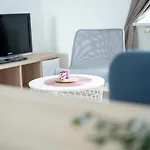 Fullhouse - - R85 - Parking - 3 Beds - Nespresso Apartman