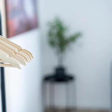 Fullhouse - - R85 - Parking - 3 Beds - Nespresso Апартаменты Цвиккау