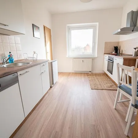 Fullhouse - - R85 - Parking - 3 Beds - Nespresso Lägenhet *