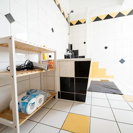 Fullhouse - - R85 - Parking - 3 Beds - Nespresso *