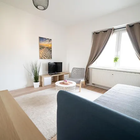 Апартаменты Fullhouse - - R85 - Parking - 3 Beds - Nespresso *