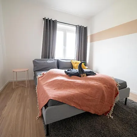 Apartment Fullhouse - - R85 - Parking - 3 Beds - Nespresso Zwickau