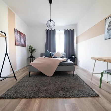 Apartment Fullhouse - - R85 - Parking - 3 Beds - Nespresso *