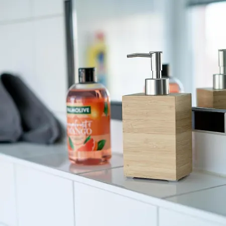 Fullhouse - - R85 - Parking - 3 Beds - Nespresso Апартаменты