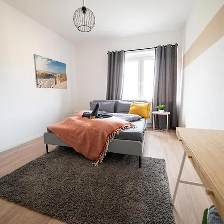 Fullhouse - - R85 - Parking - 3 Beds - Nespresso Lägenhet *