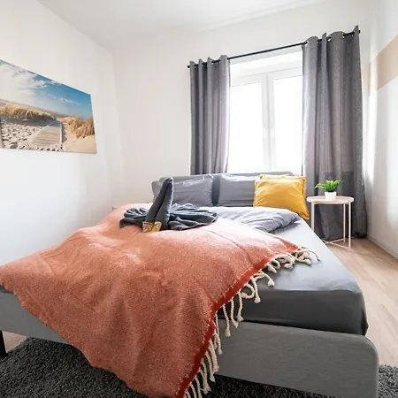 Fullhouse - - R85 - Parking - 3 Beds - Nespresso