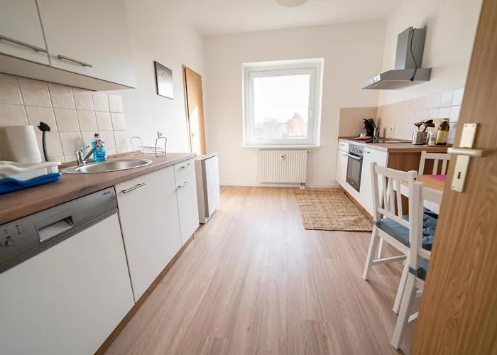 Fullhouse - - R85 - Parking - 3 Beds - Nespresso Daire *