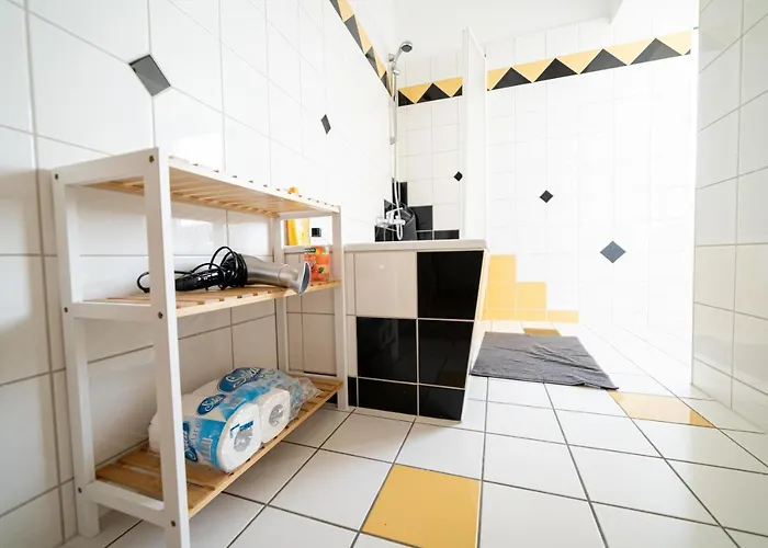 Fullhouse - - R85 - Parking - 3 Beds - Nespresso *