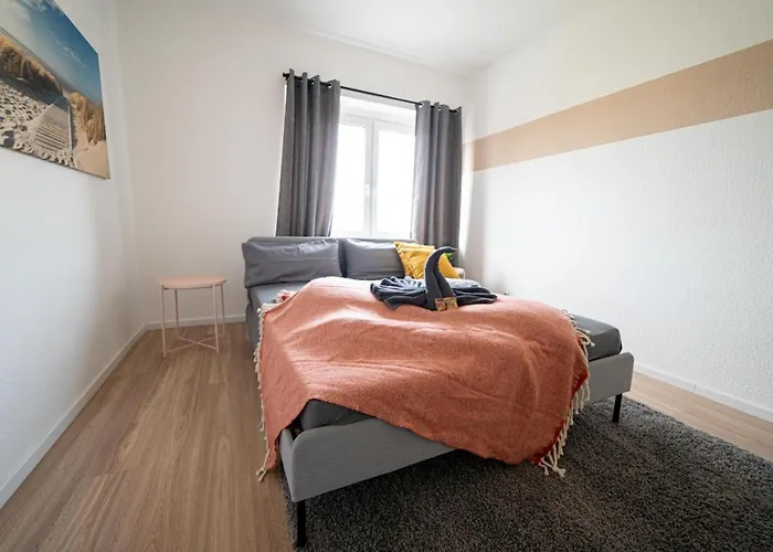 Daire Fullhouse - - R85 - Parking - 3 Beds - Nespresso Zwickau